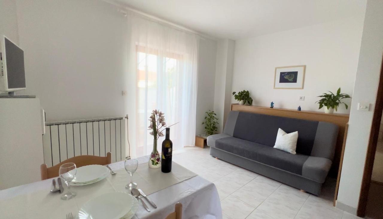 Martin Apartments Ровінь Екстер'єр фото