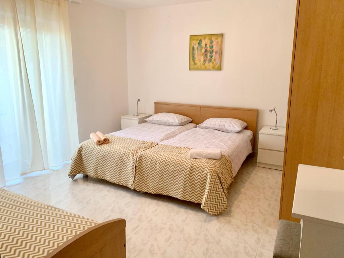 Martin Apartments Ровінь Екстер'єр фото